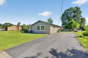 194 Shore Dr, Saint Helens, OR 97051 - Photo 2