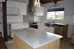 3130 NE 142nd Ave, Portland, OR 97230 - Photo 4