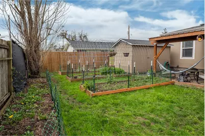 628 Stanley Ln, Harrisburg, OR 97446 - Photo 26