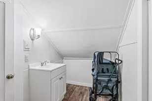 228 Holcomb Spur Rd, Kelso, WA 98626 - Photo 16