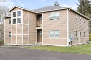 1611 SE Willow Dr, Warrenton, OR 97146 - Photo 2
