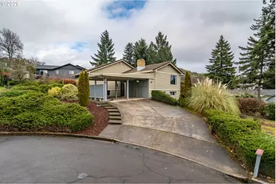 1834 NW Finch Ct, Roseburg, OR 97471 - Photo 2