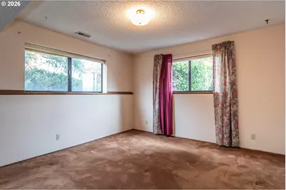 1834 NW Finch Ct, Roseburg, OR 97471 - Photo 28