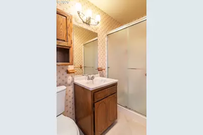 1834 NW Finch Ct, Roseburg, OR 97471 - Photo 20