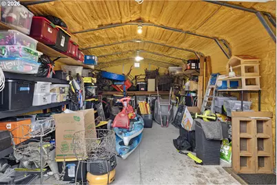 1360 Andersen Ln, Eugene, OR 97404 - Photo 36