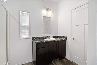 435 Spruce St, Yoncalla, OR 97499 - Photo 26