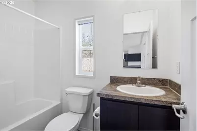 435 Spruce St, Yoncalla, OR 97499 - Photo 36