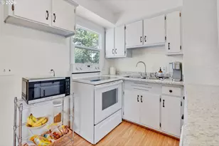 12325 NE Oregon St, Portland, OR 97230 - Photo 14