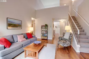 4000 Carman Dr, Lake Oswego, OR 97035 - Photo 6