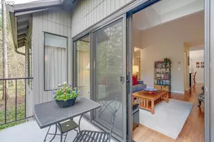 4000 Carman Dr, Lake Oswego, OR 97035 - Photo 20