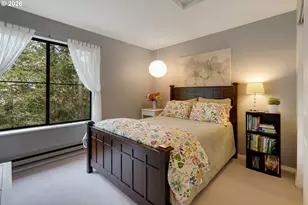 4000 Carman Dr, Lake Oswego, OR 97035 - Photo 14