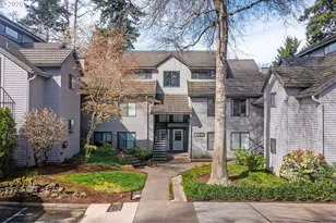 4000 Carman Dr, Lake Oswego, OR 97035 - Photo 40