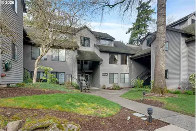 4000 Carman Dr #106, Lake Oswego, OR 97035 - Photo 2