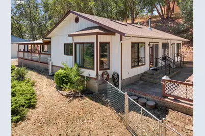 1275 Arcadia Dr, Roseburg, OR 97471 - Photo 30