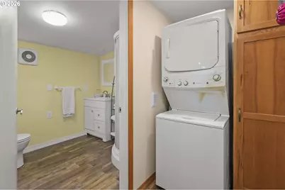 38761 Flowerdale Dr, Springfield, OR 97478 - Photo 36
