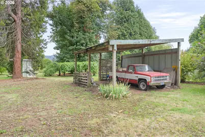 38761 Flowerdale Dr, Springfield, OR 97478 - Photo 40