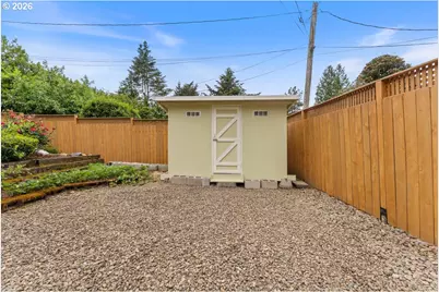 3825 SE 166th Ct, Portland, OR 97236 - Photo 14