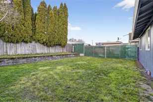 2262 S Alpine St, Cornelius, OR 97113 - Photo 32