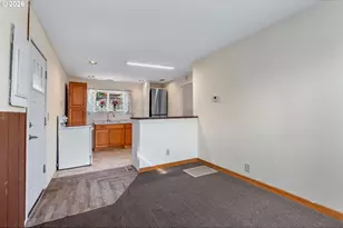 5669 Hwy 30w, The Dalles, OR 97058 - Photo 20