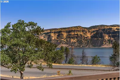 5669 Highway 30W, The Dalles, OR 97058 - Photo 16