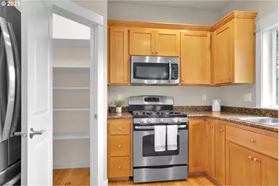 1641 Chasa St, Eugene, OR 97401 - Photo 10