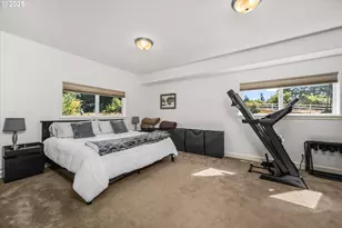 27067 Pickens Rd, Eugene, OR 97402 - Photo 16