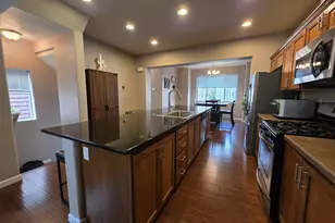 10532 NE Cedar Falls Loop, Hillsboro, OR 97006 - Photo 4