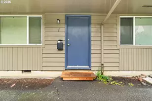5730 SE Center St, Portland, OR 97206 - Photo 4