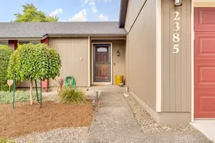 2385 NE Juniper Ave, Gresham, OR 97030 - Photo 2
