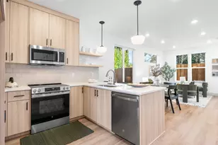 1245 SW Hume Ct, Portland, OR 97219 - Photo 24