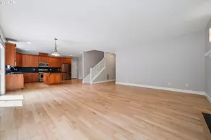 4434 SW Arnold St, Portland, OR 97219 - Photo 6