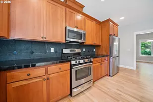 4434 SW Arnold St, Portland, OR 97219 - Photo 12