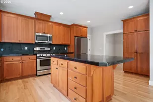 4434 SW Arnold St, Portland, OR 97219 - Photo 10