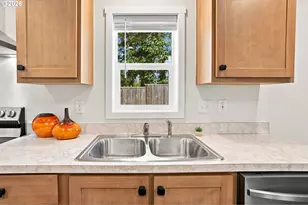 88023 8th St, Veneta, OR 97487 - Photo 16
