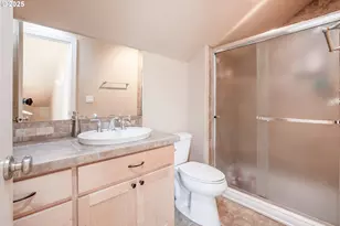 296 S 68th Ct, Springfield, OR 97478 - Photo 22