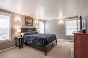 296 S 68th Ct, Springfield, OR 97478 - Photo 14