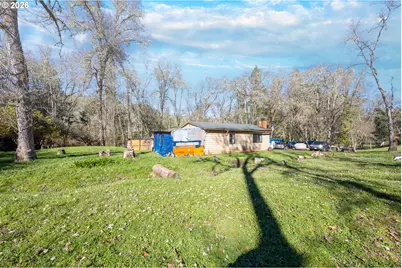 1176 Whistlers Ln, Roseburg, OR 97470 - Photo 48