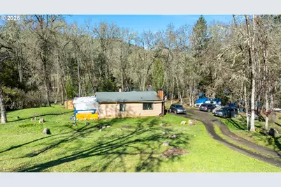 1176 Whistlers Ln, Roseburg, OR 97470 - Photo 36