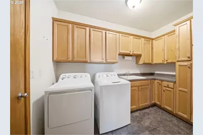 966 Lookout Rd, Castle Rock, WA 98611 - Photo 12