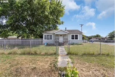 1951 Austin Rd, Roseburg, OR 97471 - Photo 4