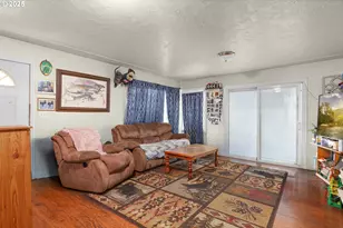 1951 Austin Rd, Roseburg, OR 97471 - Photo 10