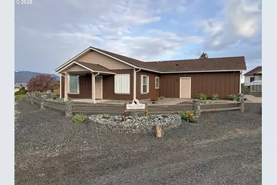 306 Wagner St, Enterprise, OR 97828 - Photo 4