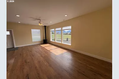 306 Wagner St, Enterprise, OR 97828 - Photo 12