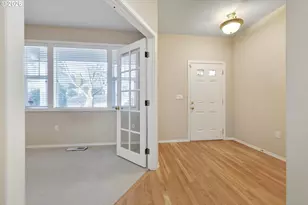 4402 SW Palatine St, Portland, OR 97219 - Photo 6