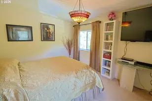 44688 Hwy 242, Myrtle Point, OR 97458 - Photo 20