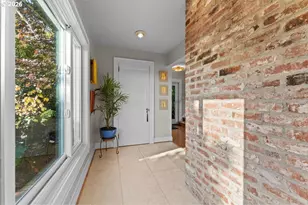 7231 S Laview Dr, Portland, OR 97219 - Photo 8