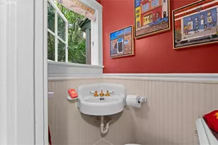 7231 S Laview Dr, Portland, OR 97219 - Photo 20