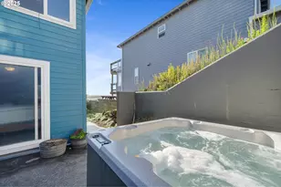 3215 NW Inlet Ave, Lincoln City, OR 97367 - Photo 22