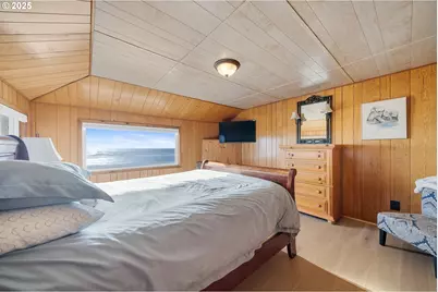 3215 NW Inlet Ave, Lincoln City, OR 97367 - Photo 16