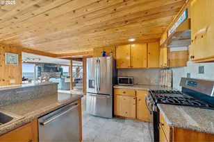 3215 NW Inlet Ave, Lincoln City, OR 97367 - Photo 10